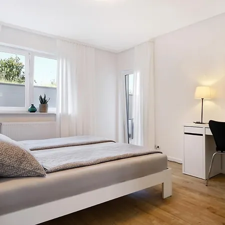 Silvia Apartment *