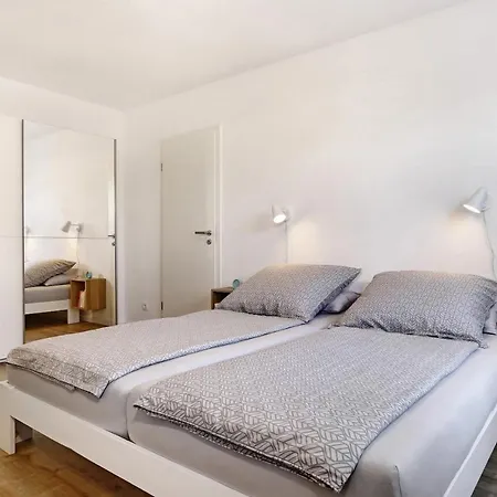 Silvia Apartment Weissensberg