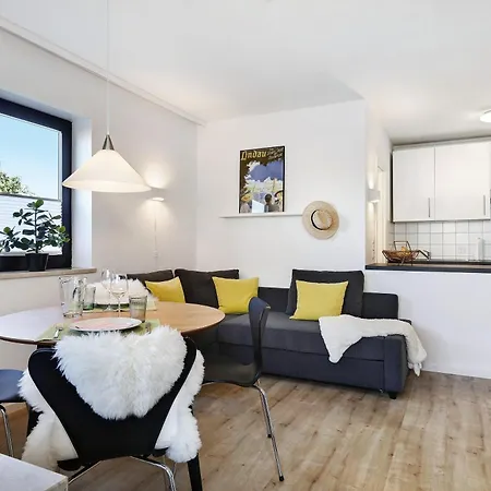 Silvia Apartment *